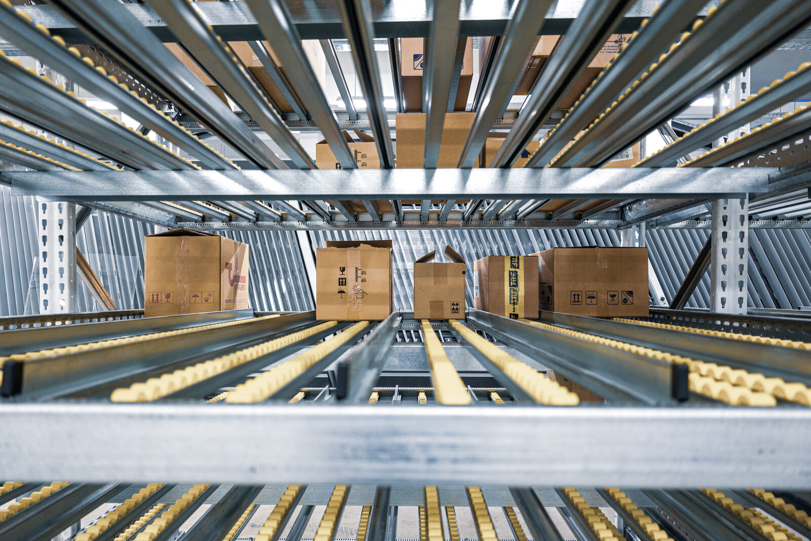 Picking Dinámico / Flow Racks