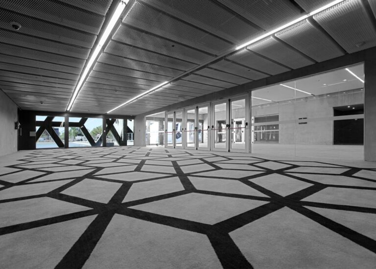 Alfombra Magna instalada en oficina corporativa