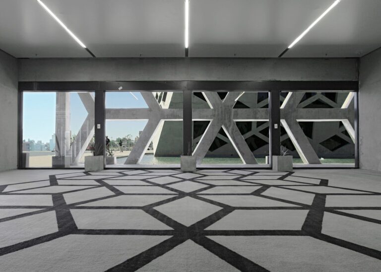 Alfombra Magna instalada en oficina corporativa