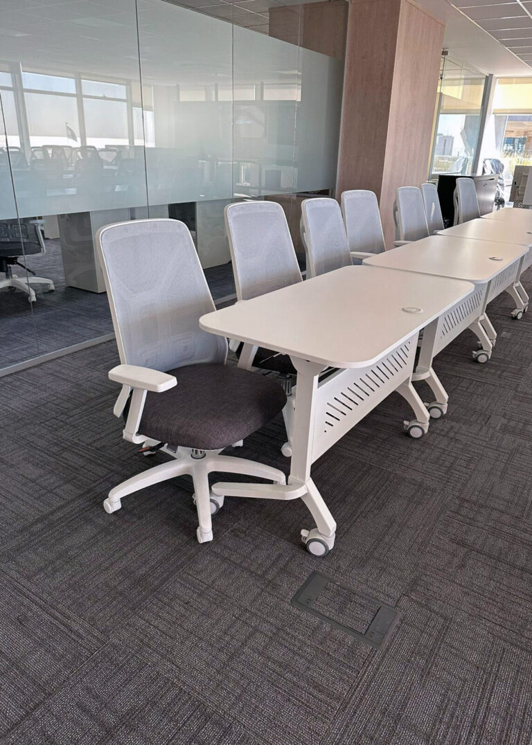 Alfombra Infinity Ix instalada en oficina corporativa