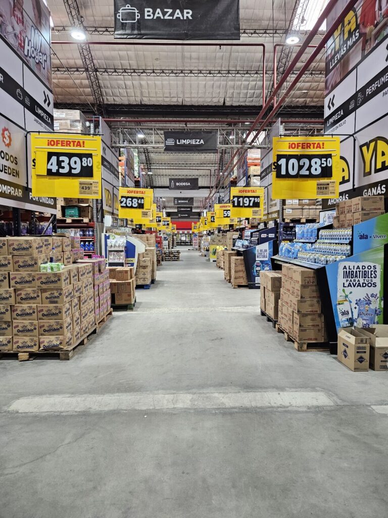 Mayorista Yaguar – equipamiento Almacenar