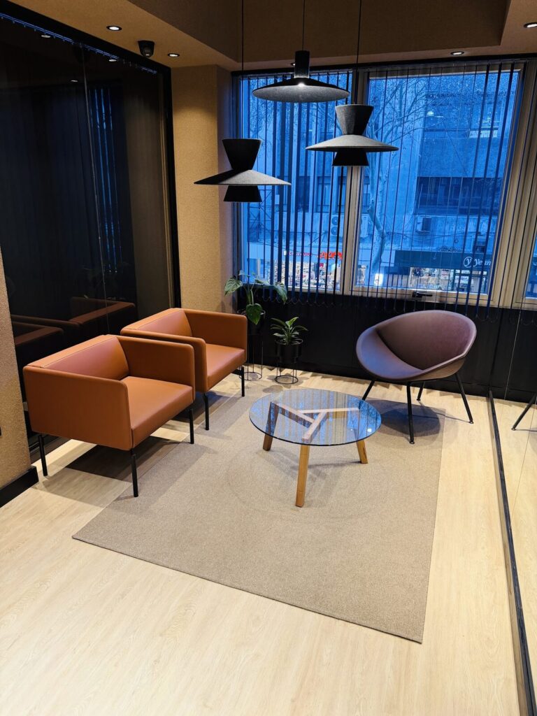 Oficinas Gallion – equipamiento Almacenar