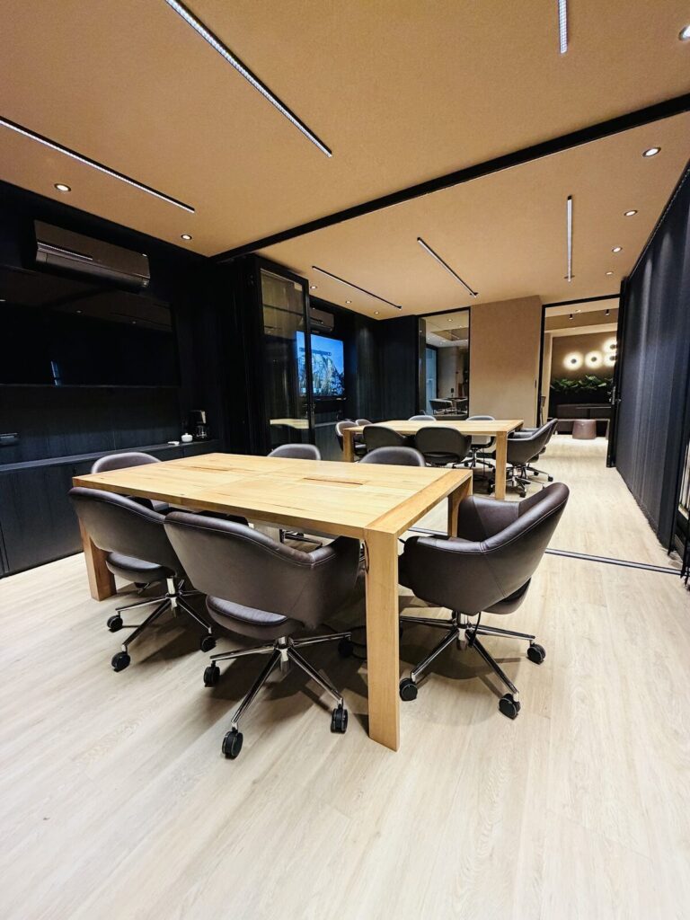 Oficinas Gallion – equipamiento Almacenar