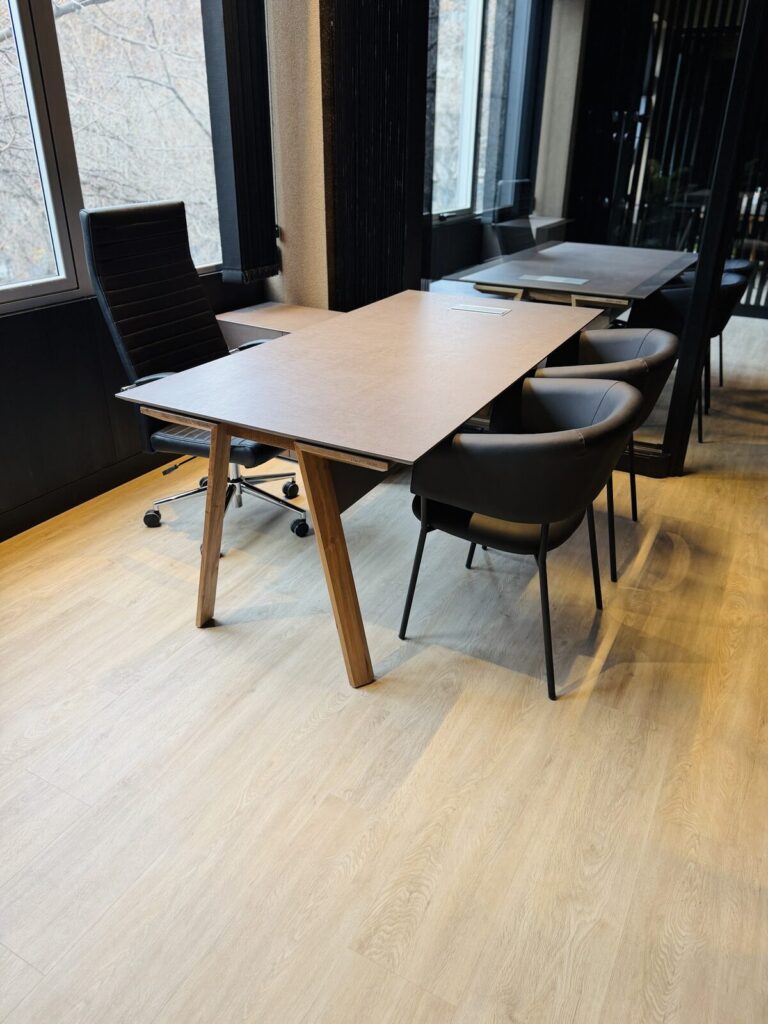 Oficinas Gallion – equipamiento Almacenar