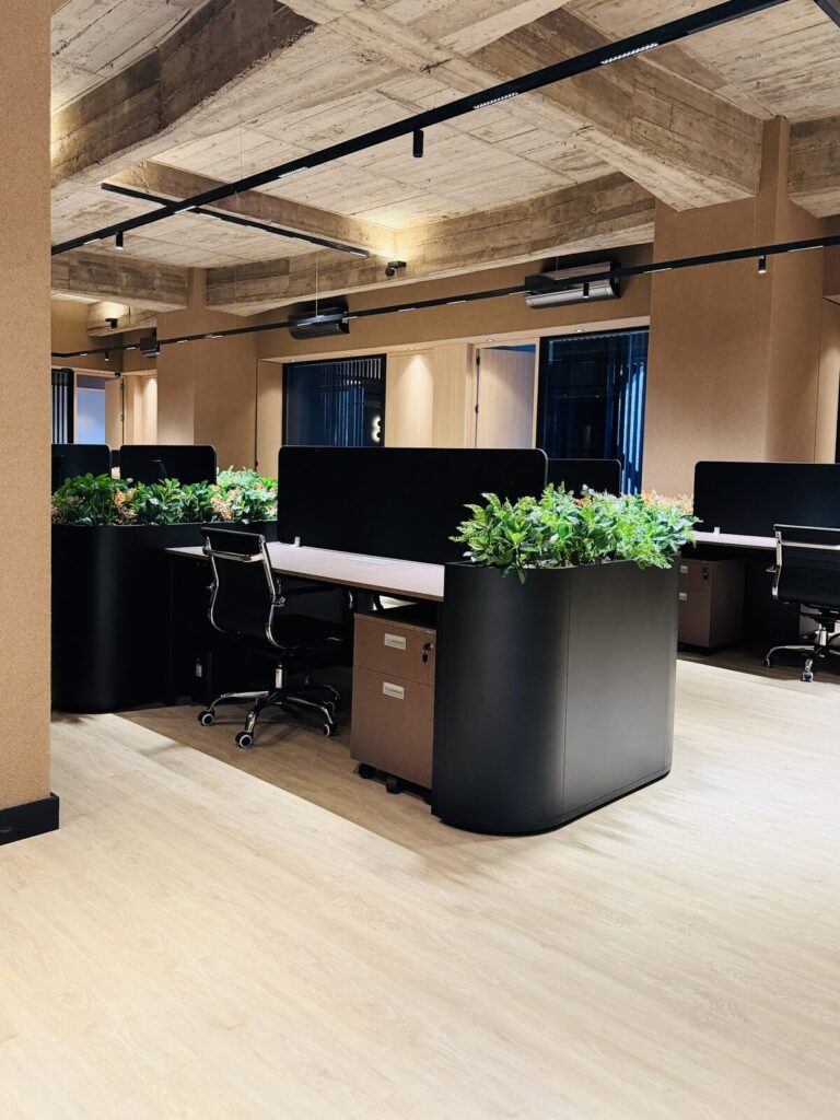 Oficinas Gallion – equipamiento Almacenar