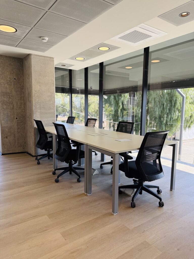 Regus Mendoza – equipamiento Almacenar