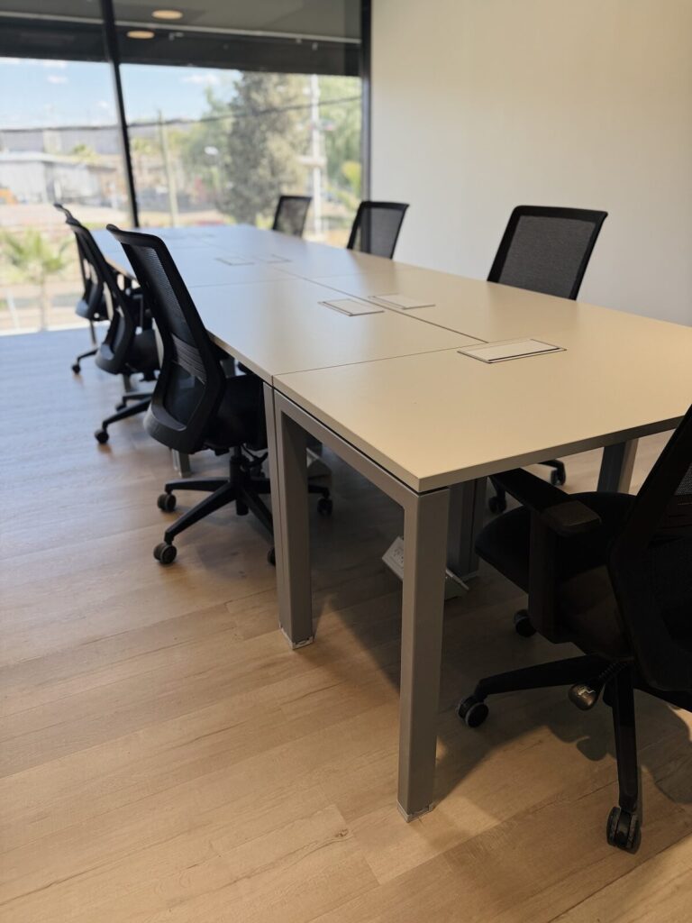 Regus Mendoza – equipamiento Almacenar